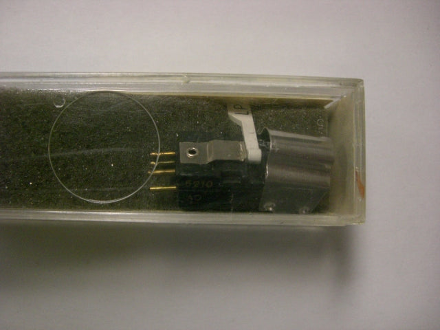 Vintage 5210 Electro Voice Ceramic Phonograph Cartridge and Needle