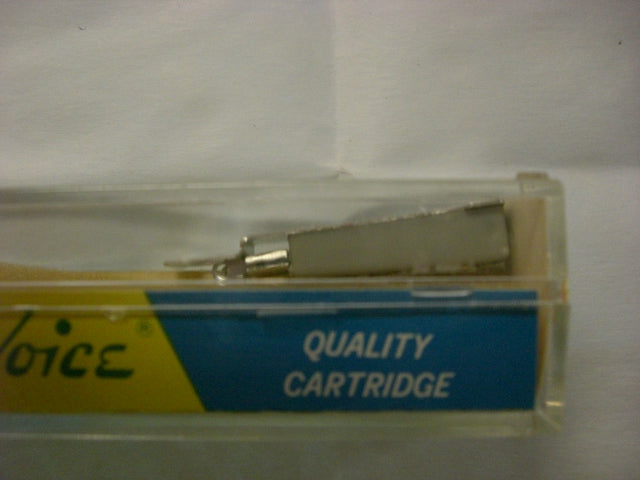 Vintage 5372 Electro Voice Ceramic Phonograph Cartridge and Needle