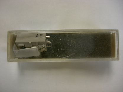Vintage 272 Electro Voice Ceramic Phonograph Cartridge and Needle